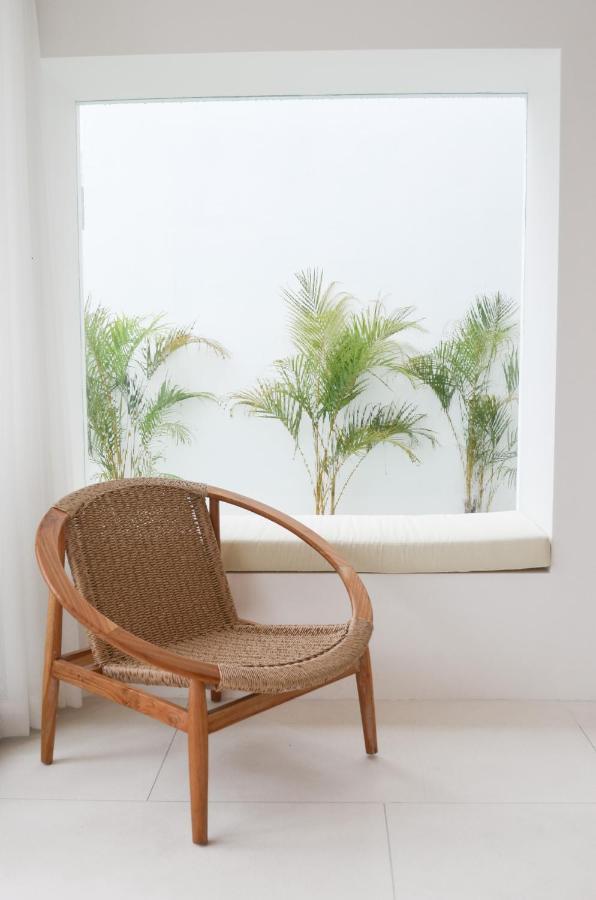 Villa Poppy Bumbak Canggu Exterior foto